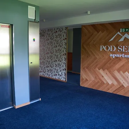 Apartment Apartman De Luxe S Vyhladom Na Lomnicky Stit Tatranska Lomnica