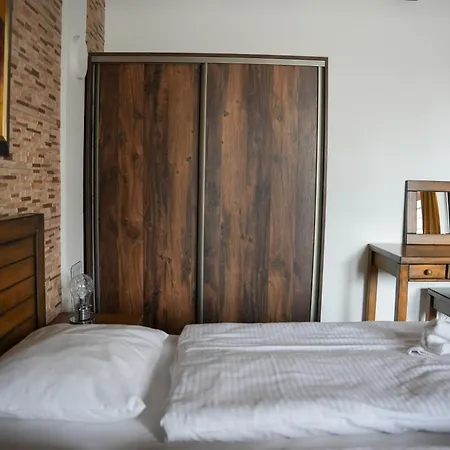 De Luxe S Vyhladom Na Lomnicky Stit Apartman