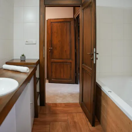 Apartman De Luxe S Vyhladom Na Lomnicky Stit * Tatranska Lomnica